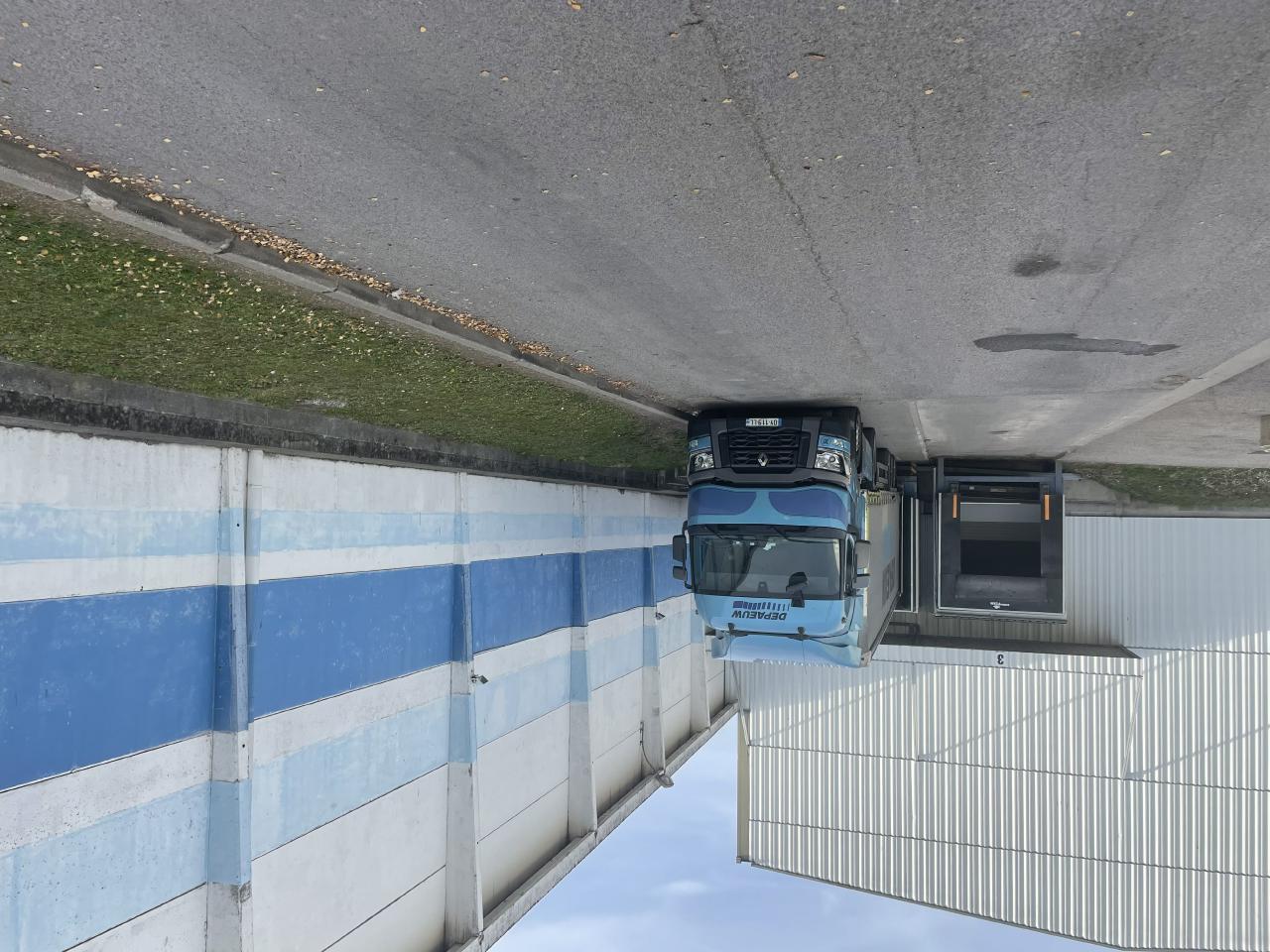 Entrepôt classe c Noeux-les-Mines 15000m² Vente entrepôt classe c Noeux-les-Mines Pas-de-Calais OVLOG2207287 8